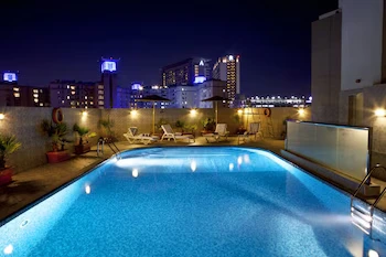 Kings Cross Inn - AU