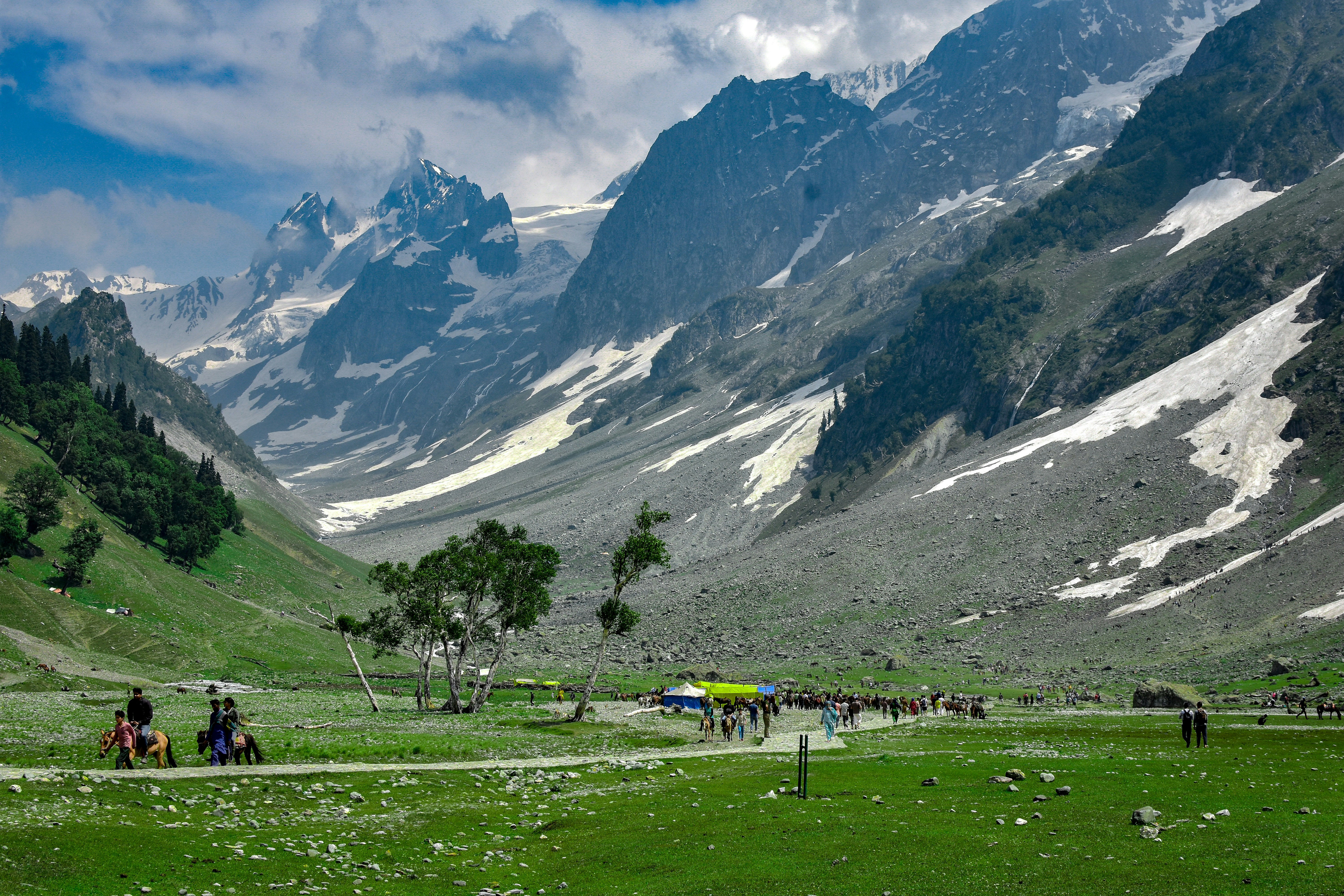 Kashmir Paradise